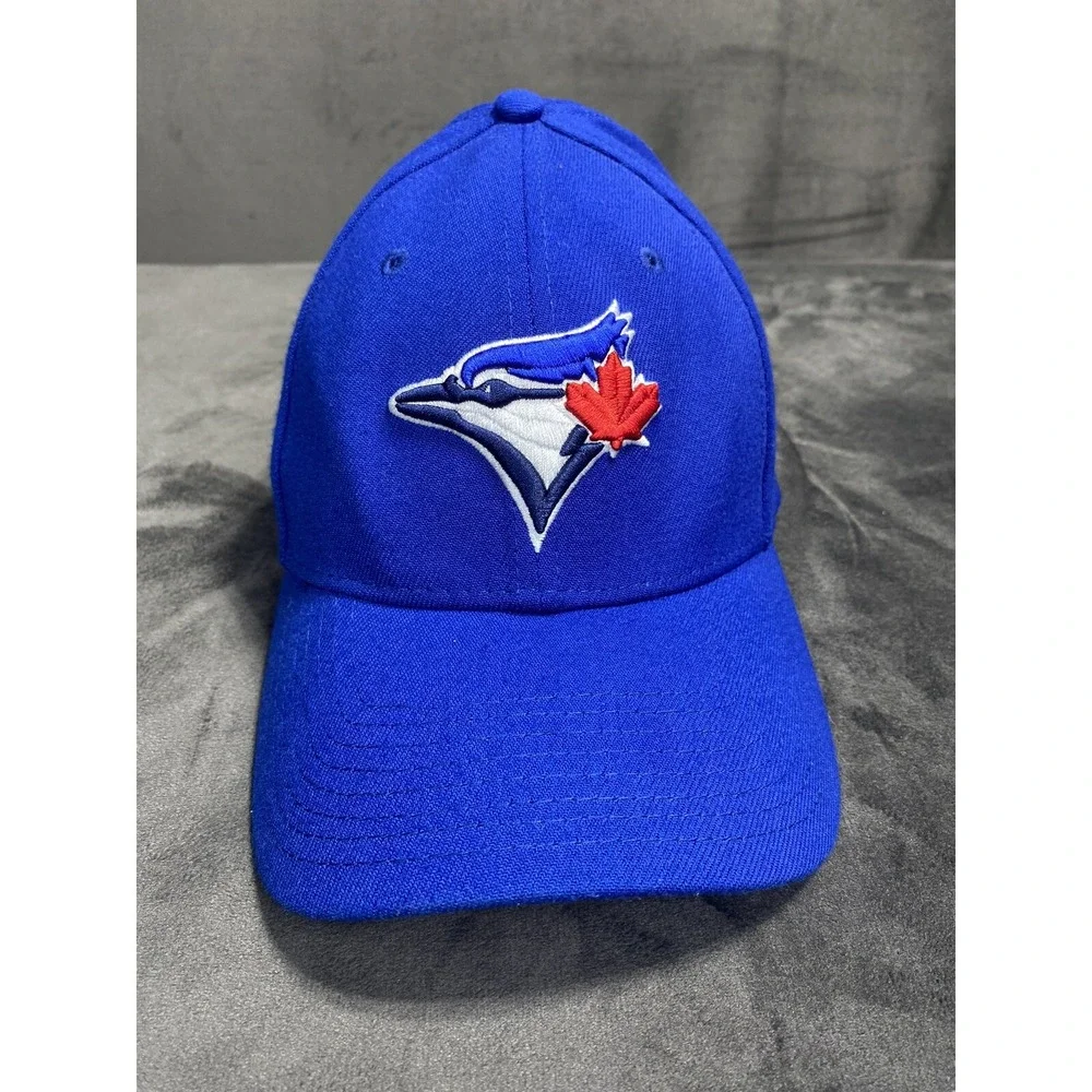 Toronto Blue‎ Jays Hat Cap Fitted Mens Med/Large Blue White MLB Baseball New Era